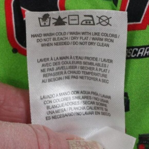 Kyle Busch #18 NASCAR Racing Button-Up Shirt Green Nascar All Over Graphics - Picture 8 of 9